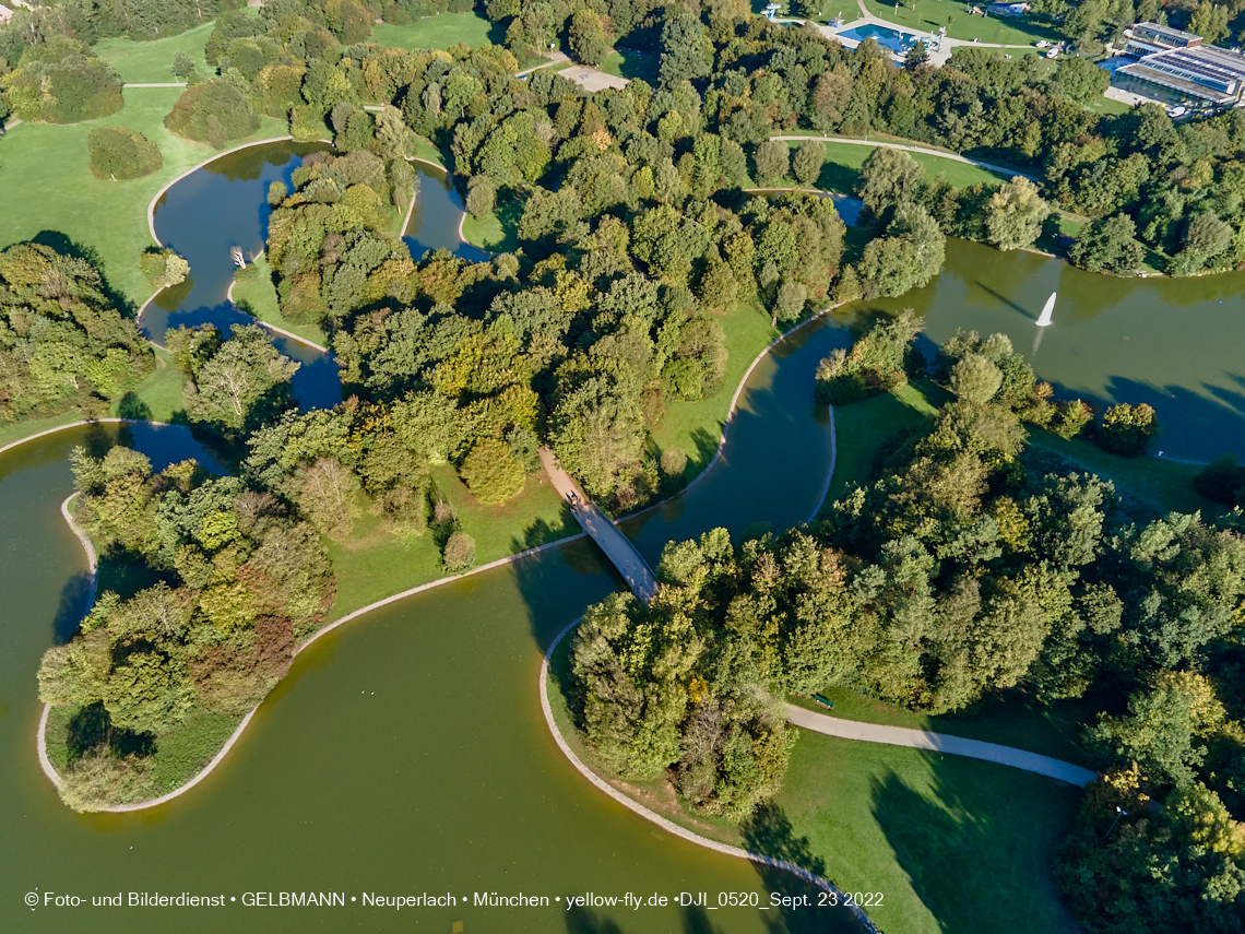 23.09.2022 - der Ostpark mir Biergarten und See in Neuperlach